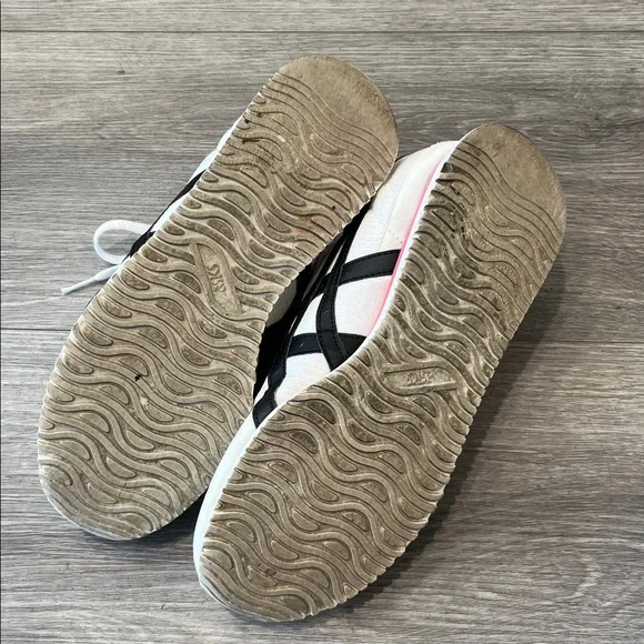 ASICS sneakers W7.5 - Picture 6 of 8